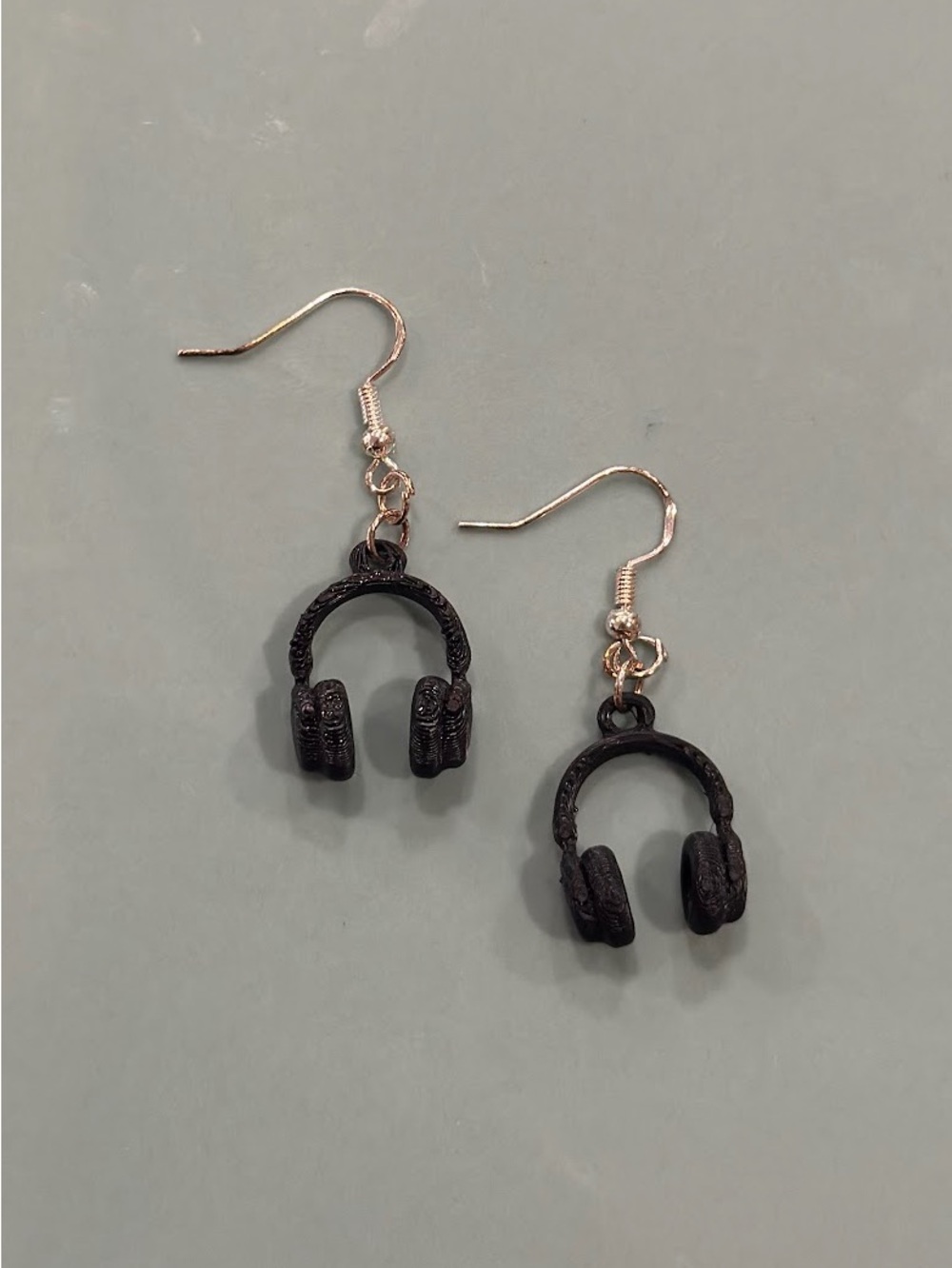 Black Headphone Charm Earrings - Unbranded